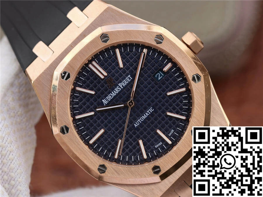 Audemars Piguet Royal Oak 15400 Blue Dial SunProtective 94