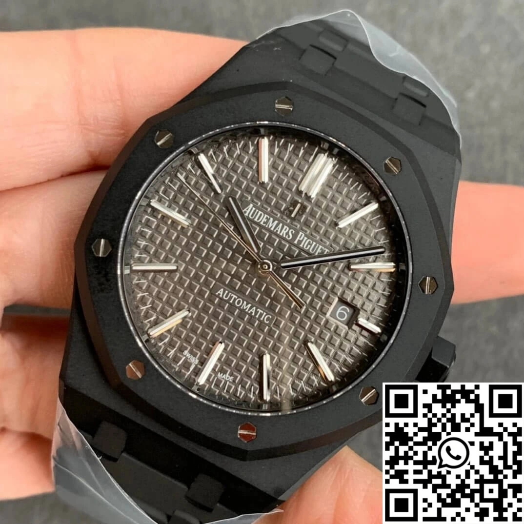 Audemars Piguet Royal Oak 15400 DLC Version ZF Factory Frosted Grey Dial Neat 96