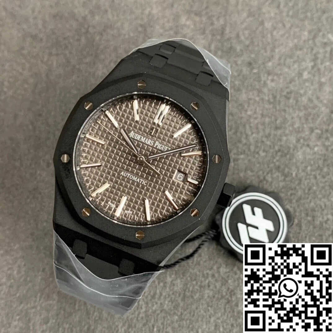 Audemars Piguet Royal Oak 15400 DLC Version ZF Factory Frosted Grey Dial Neat 96