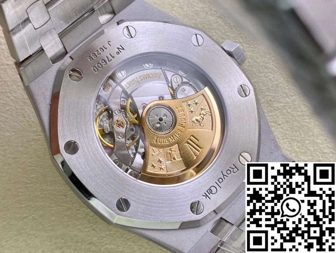 Bright Audemars Piguet Royal Oak 15400ST.OO.1220ST.01 APS Factory Black Dial 109