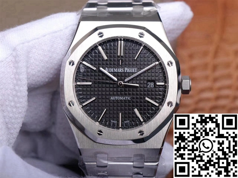Compact Audemars Piguet Royal Oak 15400ST.OO.1220ST.01 ZF Factory Black Dial 90