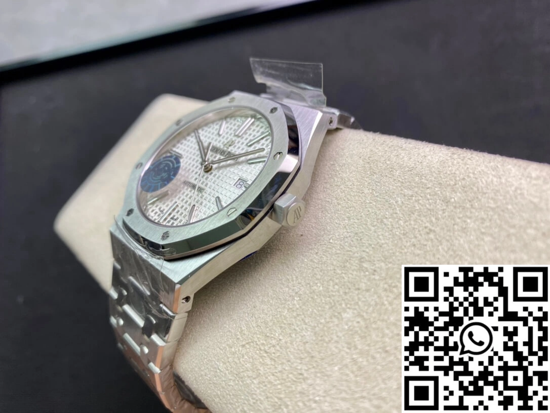 Comfortable Audemars Piguet Royal Oak 15400ST.OO.1220ST.02 APS Factory Stainless Steel 87