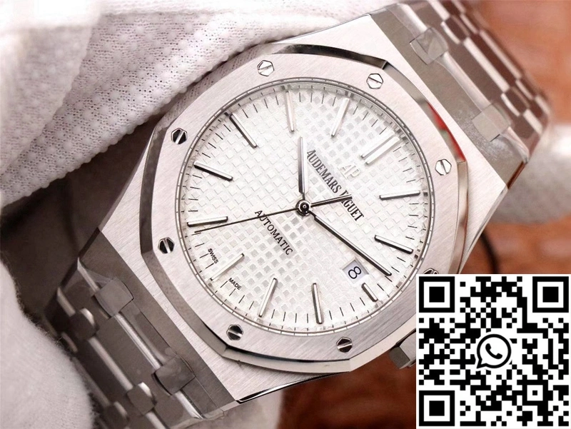 Comfortable Audemars Piguet Royal Oak 15400ST.OO.1220ST.02 ZF Factory White Dial 50