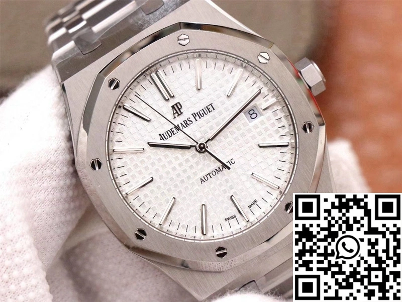 Comfortable Audemars Piguet Royal Oak 15400ST.OO.1220ST.02 ZF Factory White Dial 50