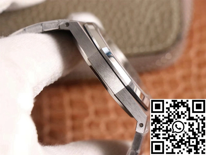 Audemars Piguet Royal Oak 15400ST.OO.1220ST.03 ZF Factory Blue Dial Breathable 118