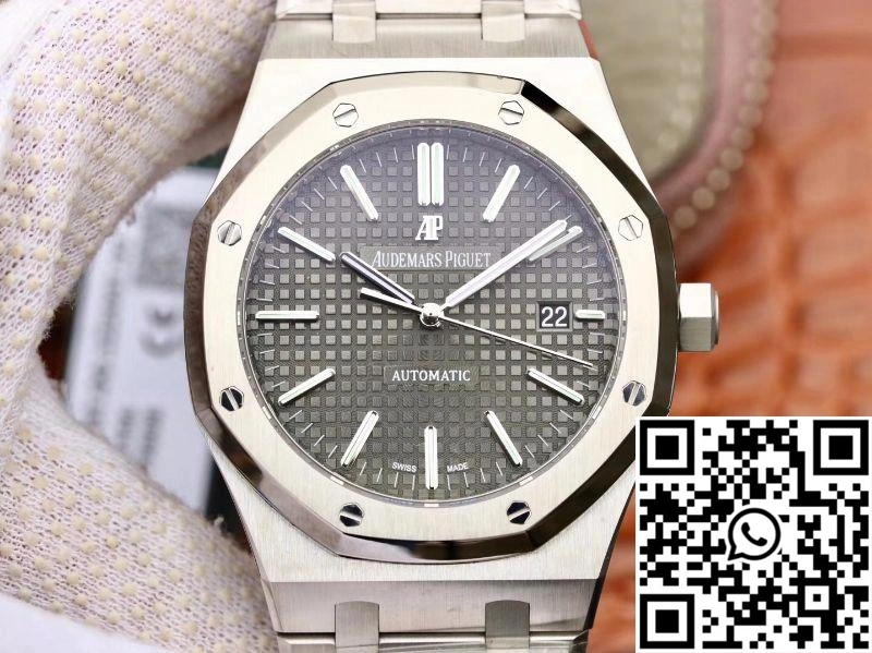 FreshLook Audemars Piguet Royal Oak 15400ST.OO.1220ST.04 JF Factory Black Dial 39