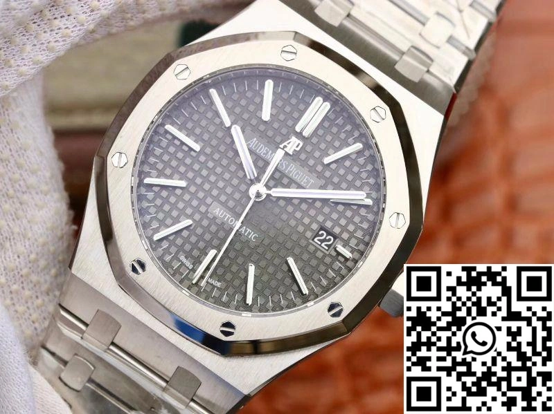 FreshLook Audemars Piguet Royal Oak 15400ST.OO.1220ST.04 JF Factory Black Dial 39