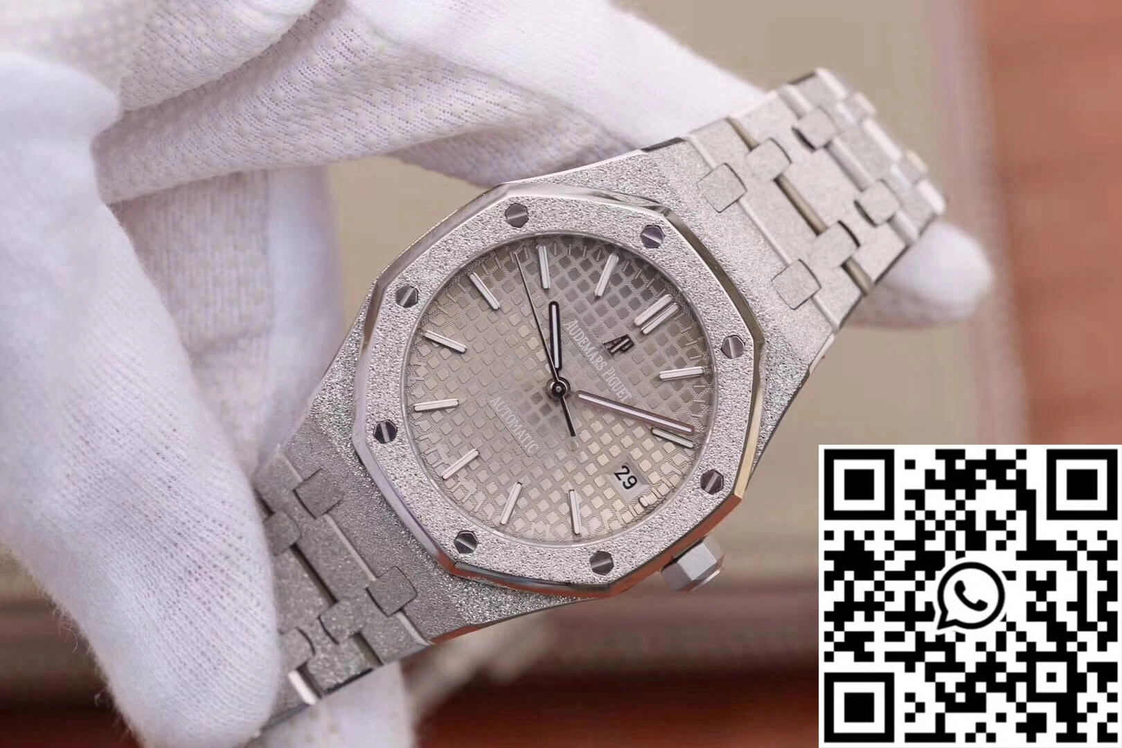 SmoothTexture Audemars Piguet Royal Oak 15454BC.GG.1259BC.01 JH Factory Rhodium Dial 70