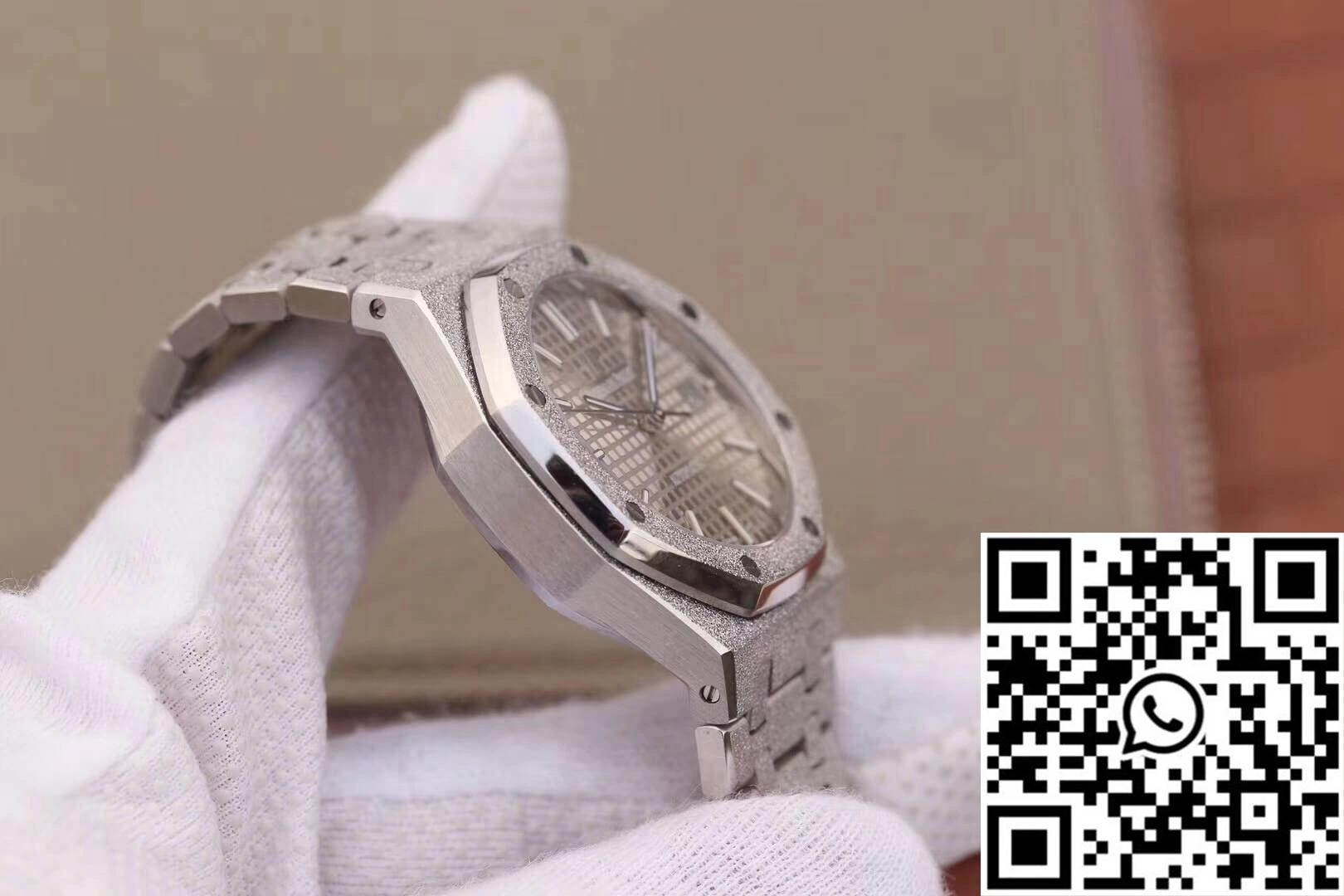 SmoothTexture Audemars Piguet Royal Oak 15454BC.GG.1259BC.01 JH Factory Rhodium Dial 70