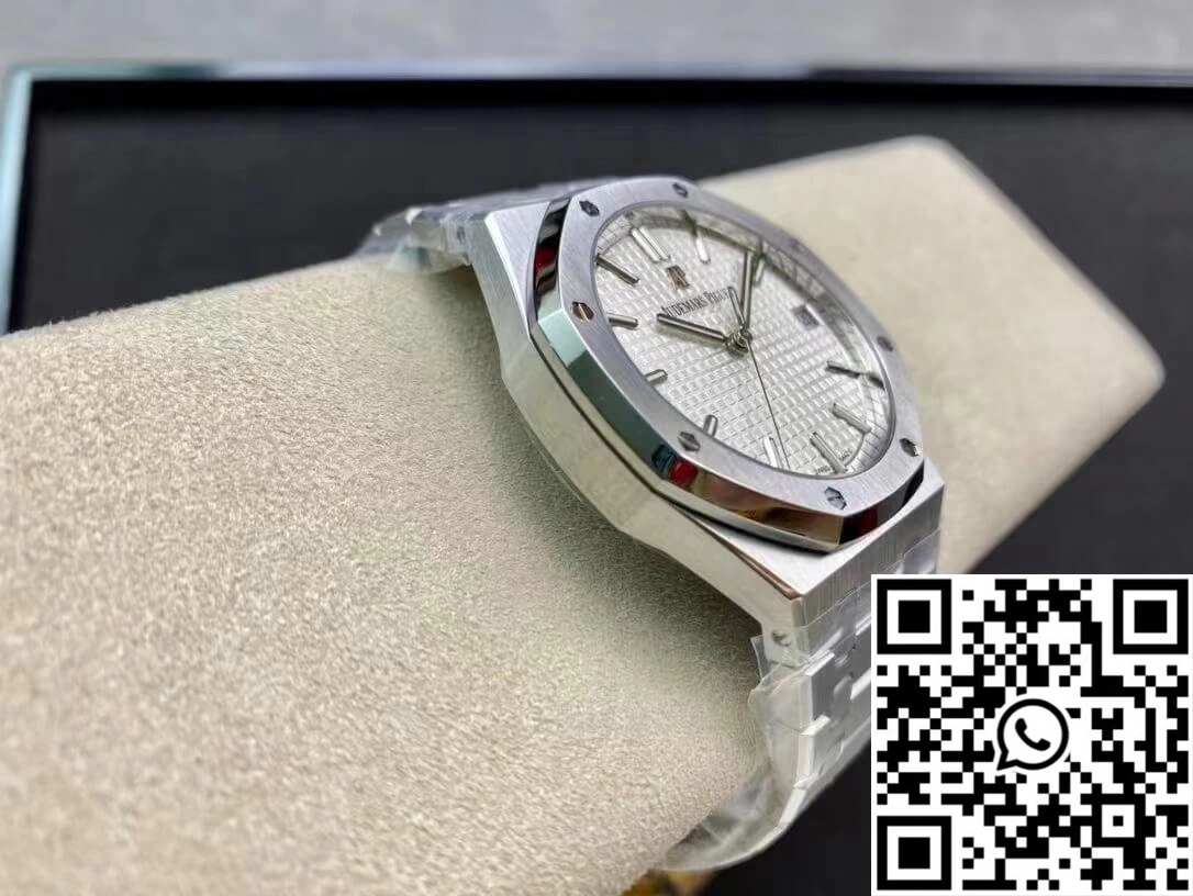 Audemars Piguet Royal Oak 15500ST.OO.1220ST.04 ZF Factory V2 White Dial HighQuality 57