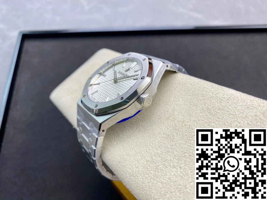 Bold Audemars Piguet Royal Oak 15500ST.OO.1220ST.04 ZF Factory White Dial 52
