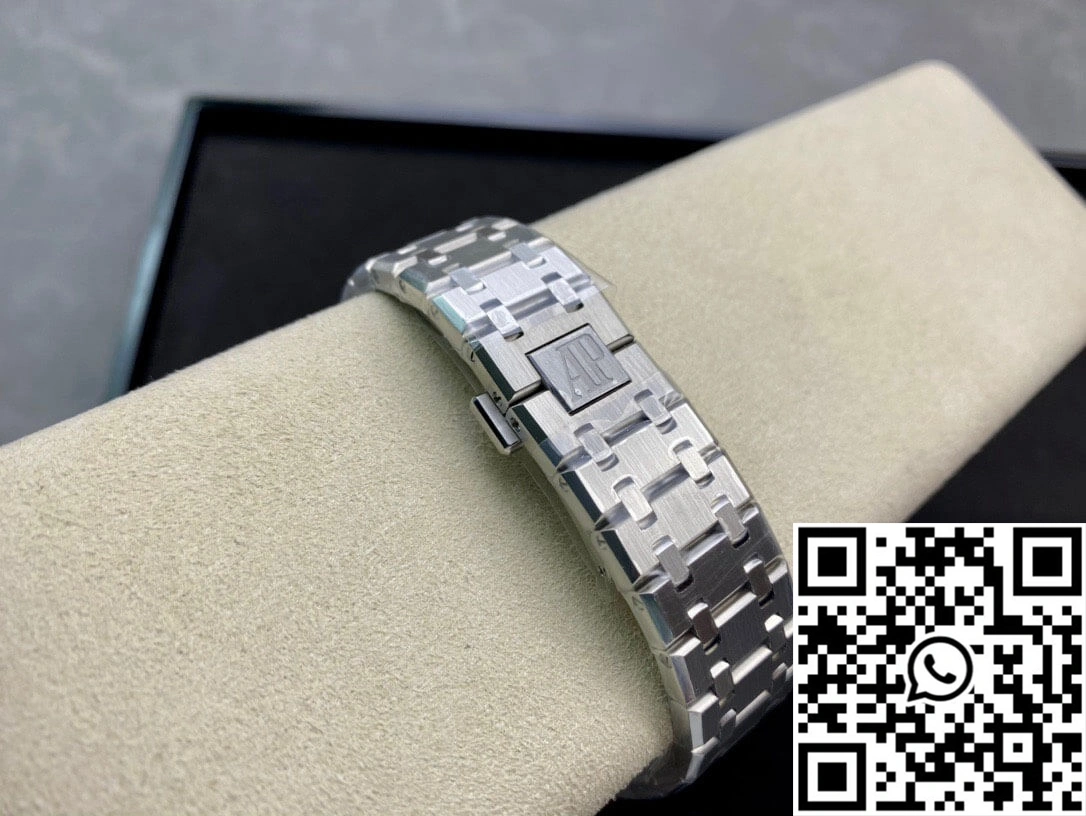 Bold Audemars Piguet Royal Oak 15500ST.OO.1220ST.04 ZF Factory White Dial 52