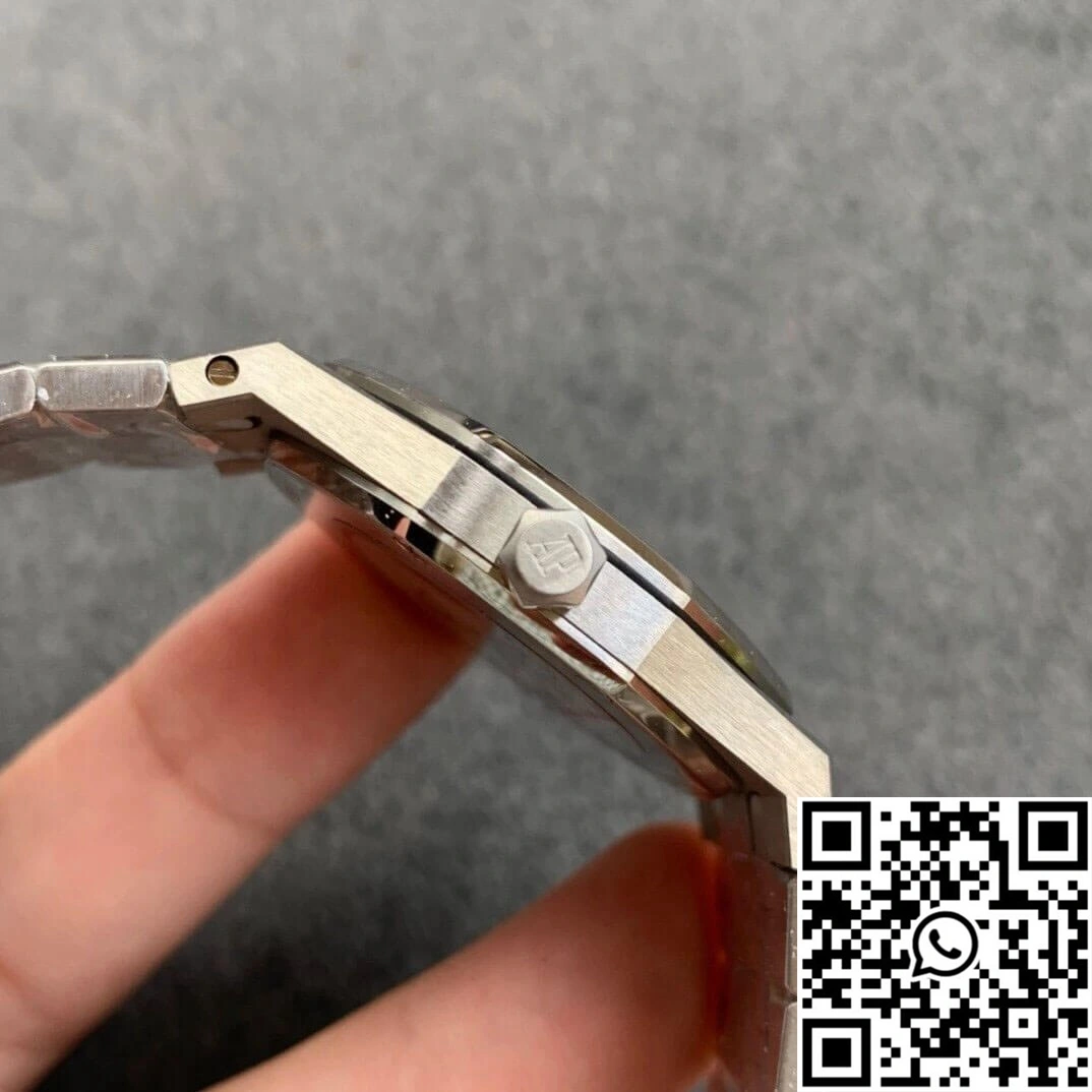 Audemars Piguet Royal Oak 67651ST 33MM JF Factory Silver Dial Minimalist 100