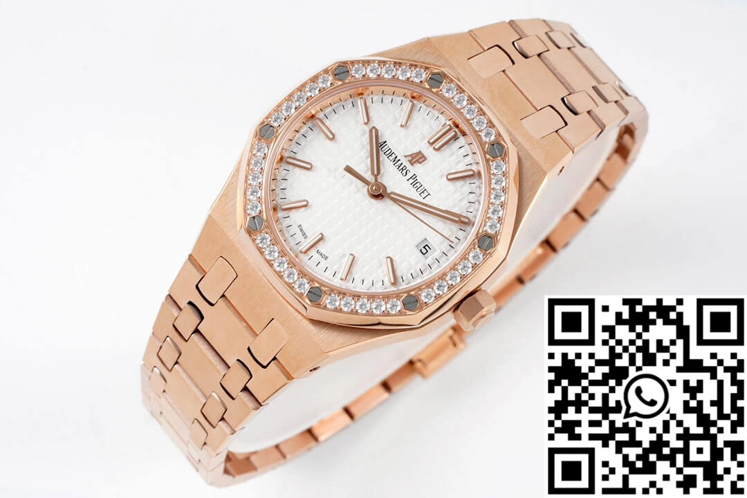 MultiPurpose Audemars Piguet Royal Oak 77351OR.ZZ.1261OR.01 8F Factory Silver Dial 130