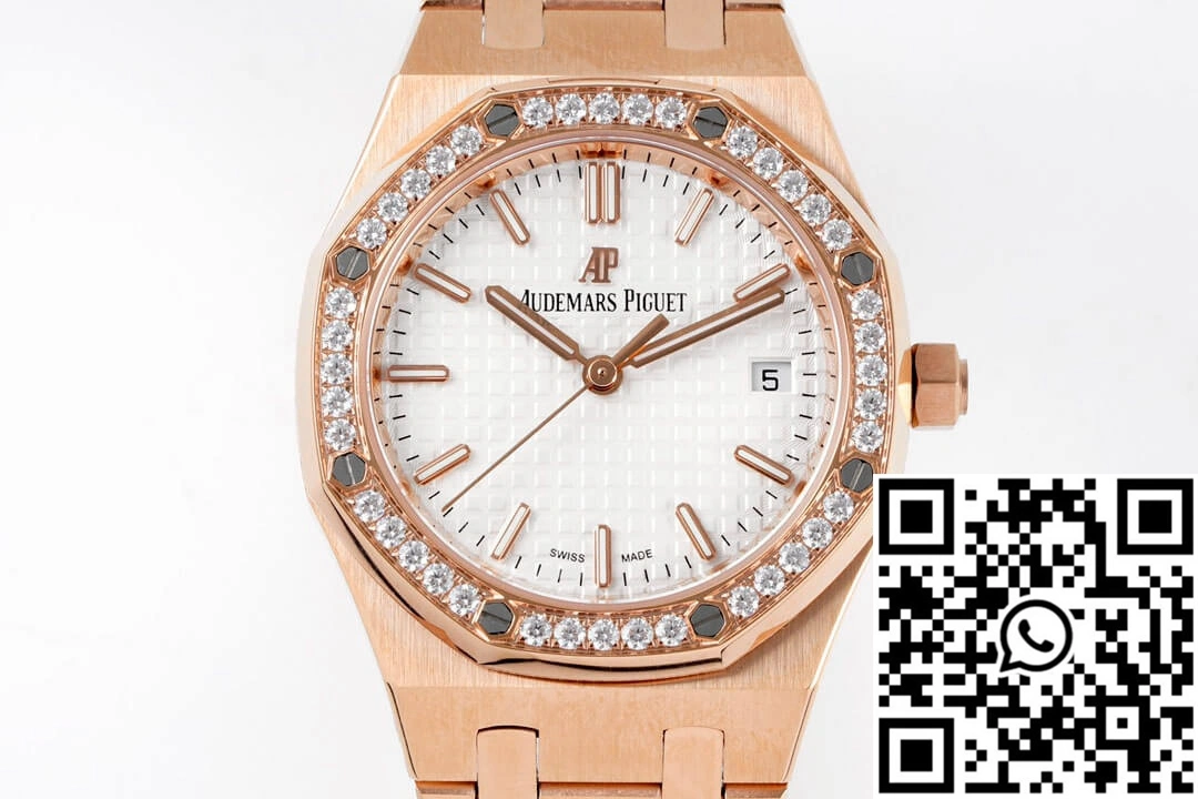 MultiPurpose Audemars Piguet Royal Oak 77351OR.ZZ.1261OR.01 8F Factory Silver Dial 130