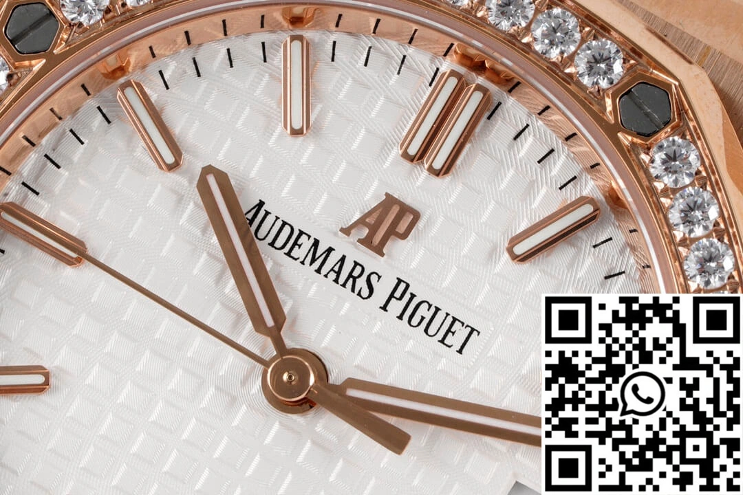 MultiPurpose Audemars Piguet Royal Oak 77351OR.ZZ.1261OR.01 8F Factory Silver Dial 130