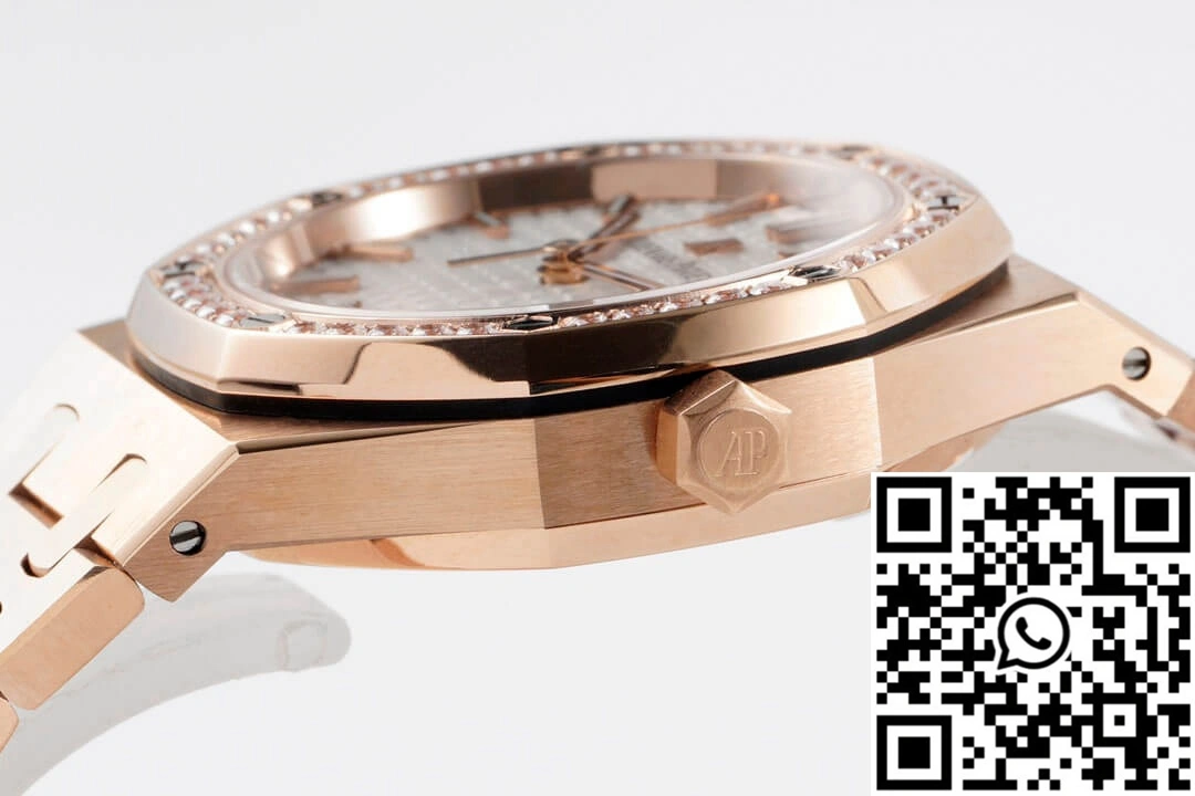 MultiPurpose Audemars Piguet Royal Oak 77351OR.ZZ.1261OR.01 8F Factory Silver Dial 130