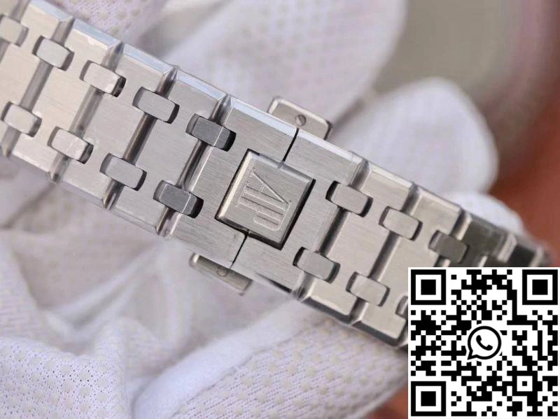 Audemars Piguet Royal Oak GMT 41MM 26120 White Dial TWA Factory EasyCare 145