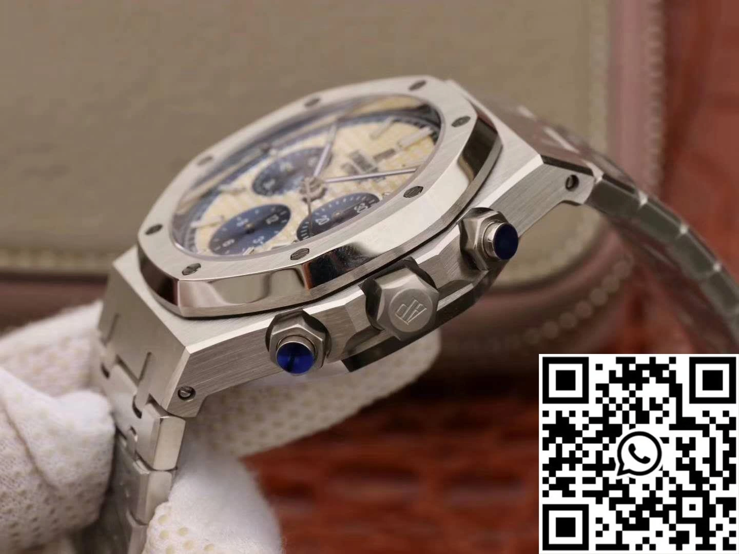 Audemars Piguet Royal Oak OM Factory Ivory Dial TravelReady 83