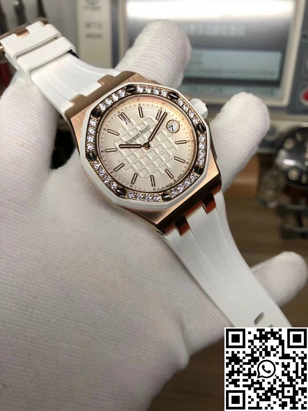 Tailored Audemars Piguet Royal Oak Offshore 67540OK.ZZ.A010CA.01 18k Rose Gold 235