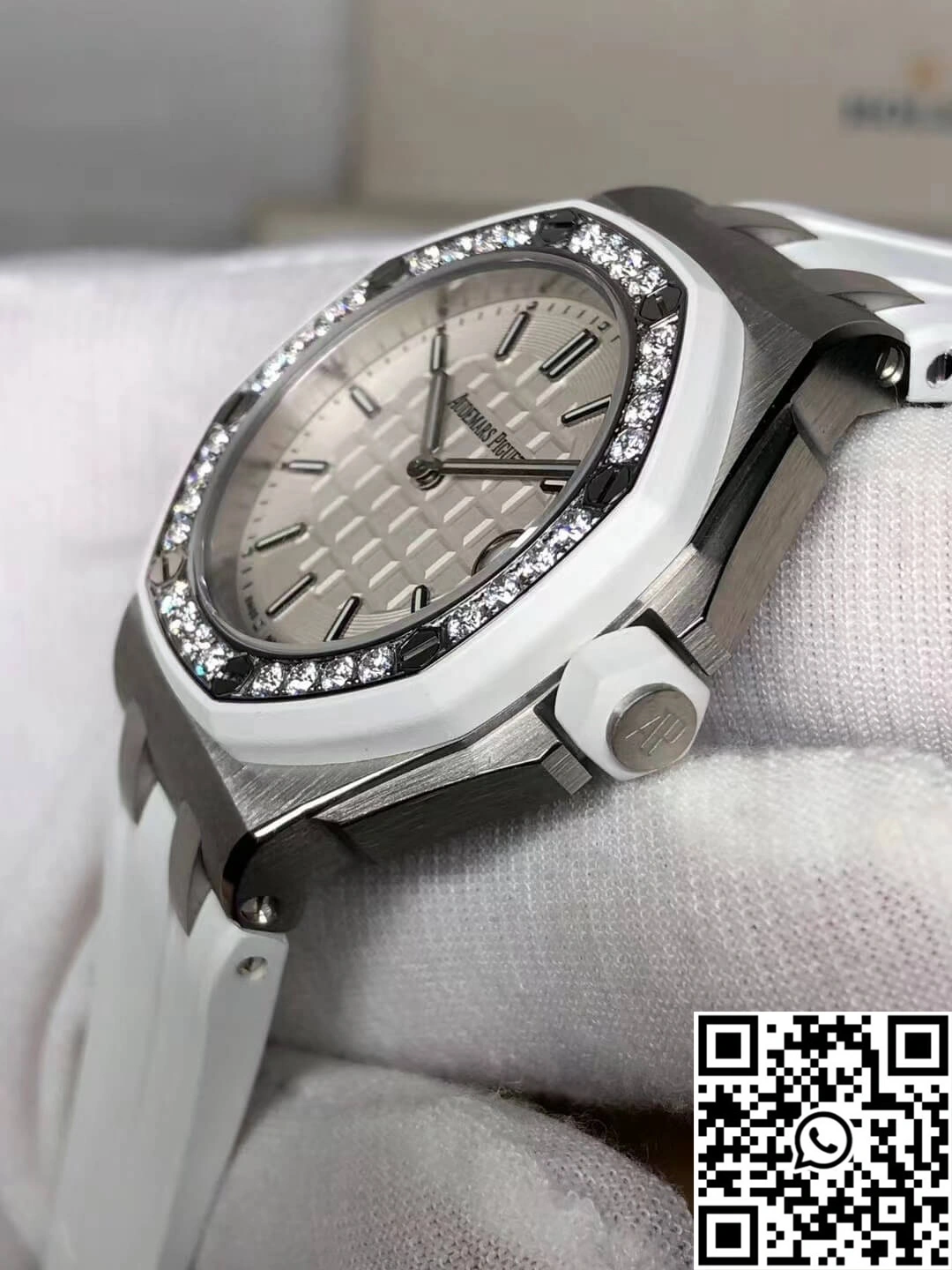 Elegant Audemars Piguet Royal Oak Offshore 67540SK.ZZ.A010CA.01 White Dial 205