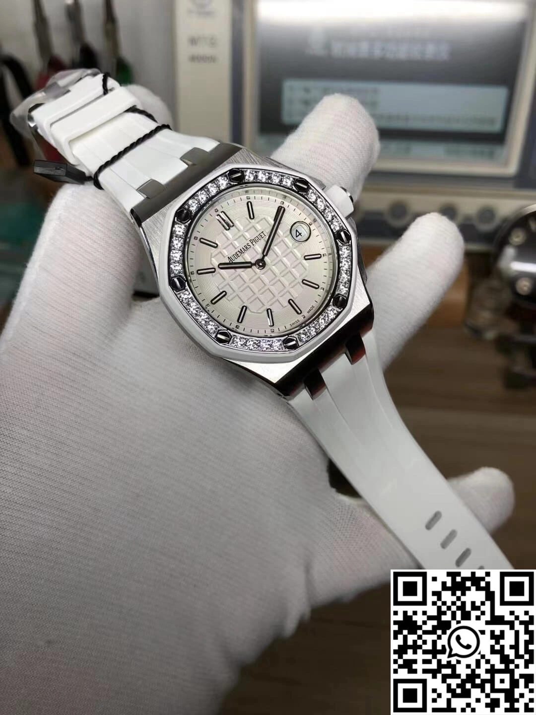 Elegant Audemars Piguet Royal Oak Offshore 67540SK.ZZ.A010CA.01 White Dial 205