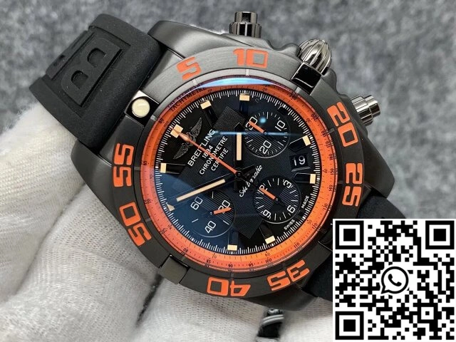 Breitling Chronomat B01 MB0111C2.BD07.153S.M20D.2 GF Factory Black Dial AllSeason 1588