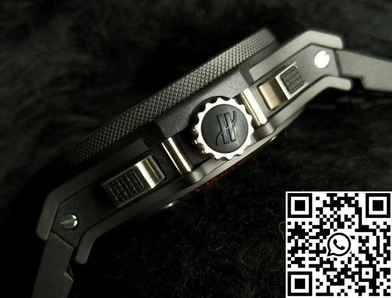 Minimalist Hublot Big Bang 301.CI.1123.GR V6 Factory Black Ceramic 1777