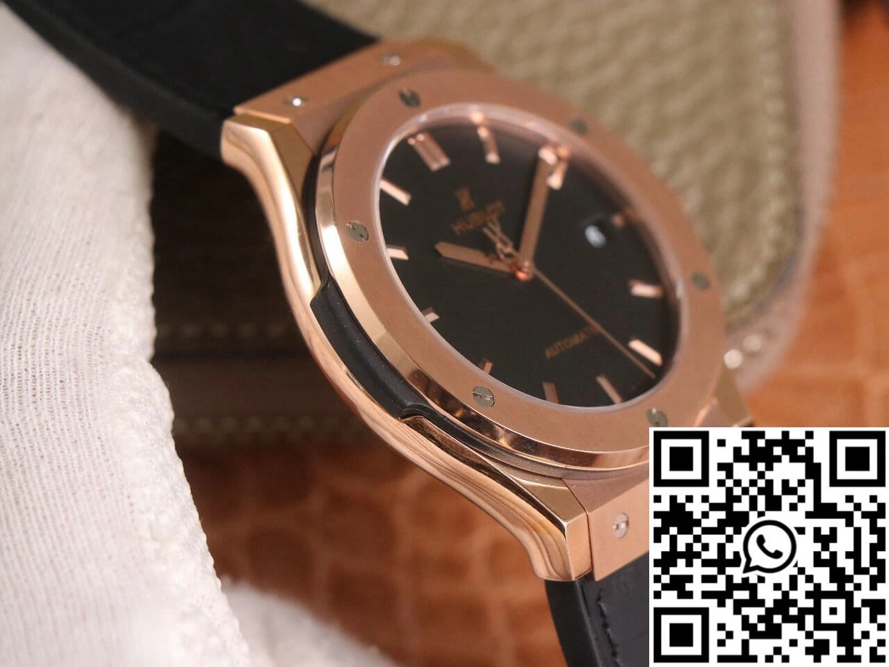 UrbanStyle Hublot  Fusion 511.OX.1181.LR WWF Factory Rose Gold Black Dial 1842