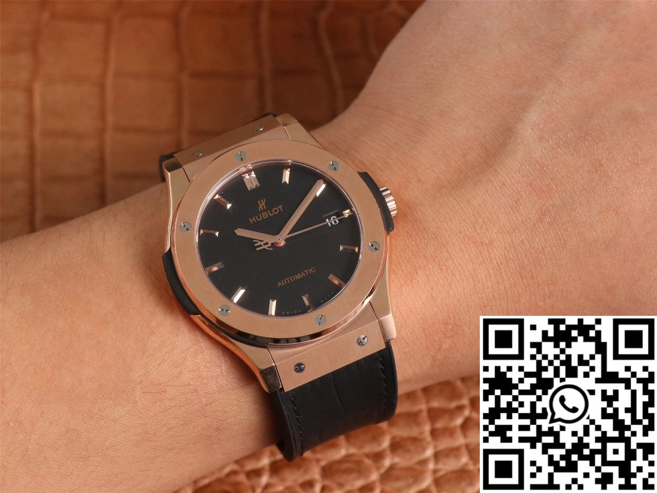 UrbanStyle Hublot  Fusion 511.OX.1181.LR WWF Factory Rose Gold Black Dial 1842