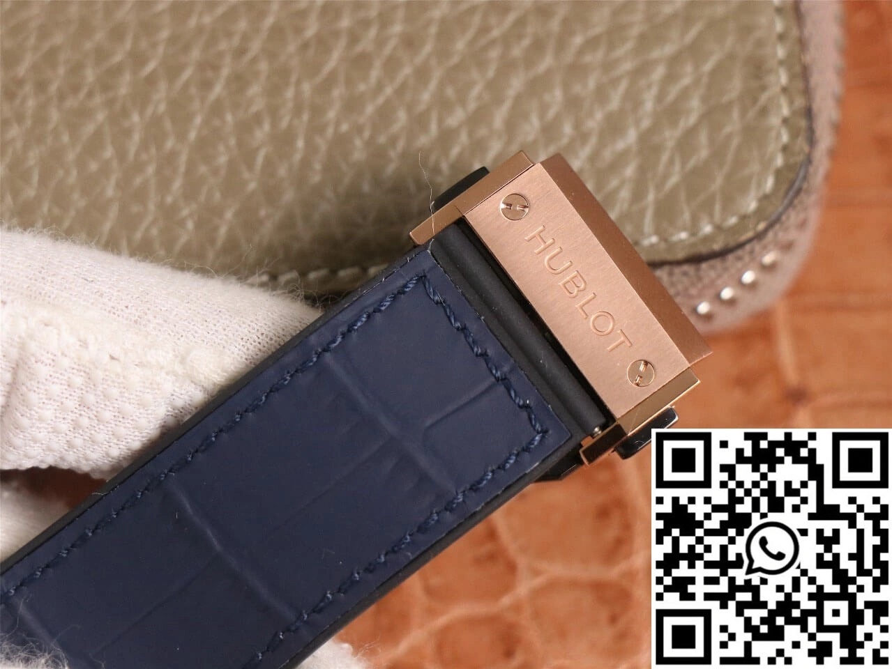 Hublot  Fusion 511.OX.7180.LR WWF Factory Rose Gold Blue Dial WrinkleFree 1811