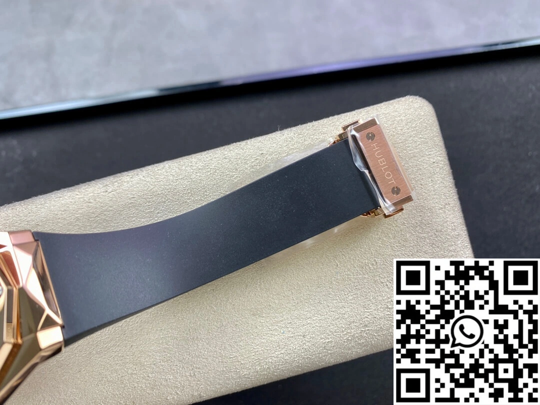 Hublot  Fusion 550.OS.1800.RX.ORL19 APS Factory Rose Gold Bright 1840