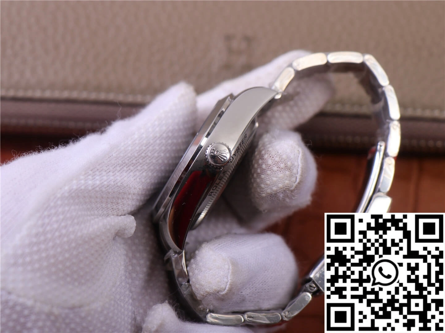 Comfortable JB Factory Replica Rolex Milgauss Base 116400 Label Noir Design LNT01HS-001 Silver case watch 1194