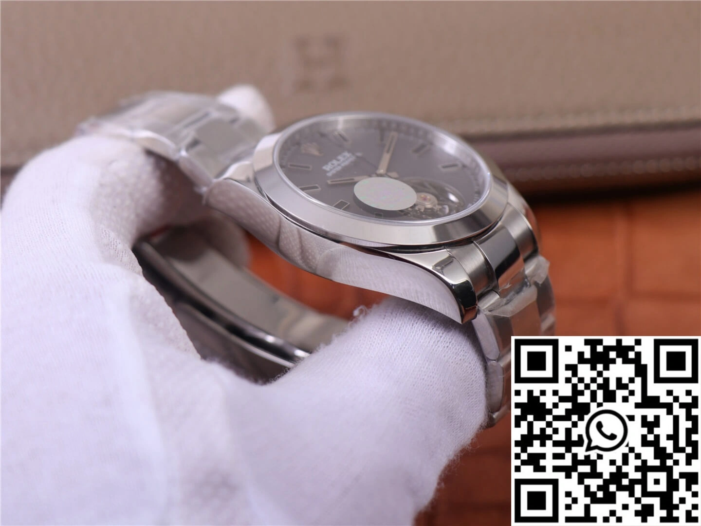 Comfortable JB Factory Replica Rolex Milgauss Base 116400 Label Noir Design LNT01HS-001 Silver case watch 1194