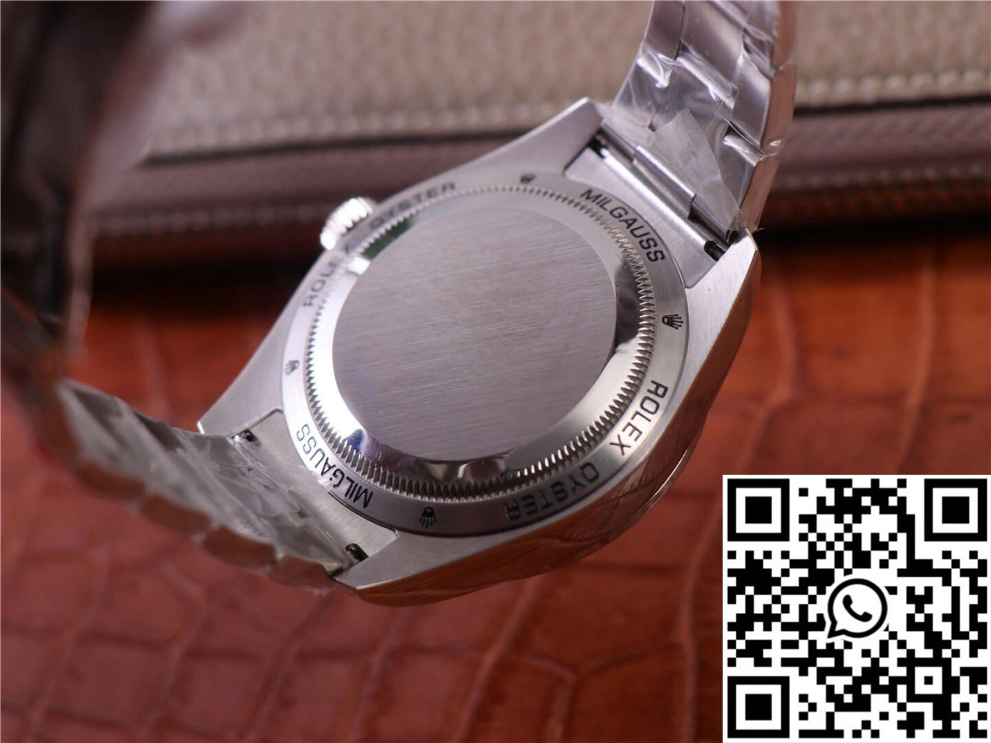 Comfortable JB Factory Replica Rolex Milgauss Base 116400 Label Noir Design LNT01HS-001 Silver case watch 1194