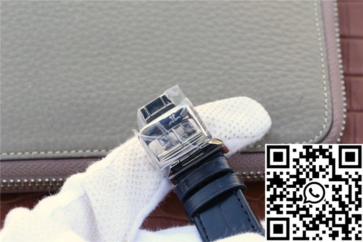 Jaeger-LeCoultre Reverso Q3738470 Stainless Steel Black Dial Sustainable 2138