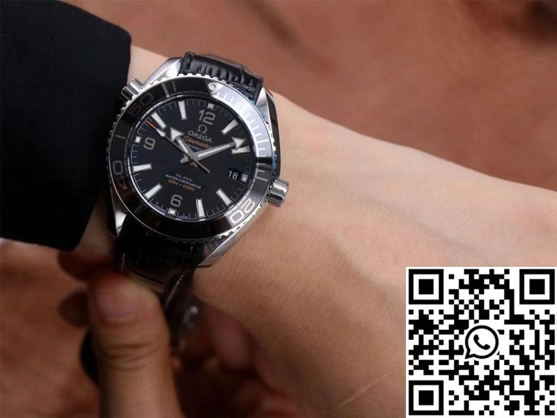 UrbanChic Omega Seamaster 215.33.40.20.01.001 Planet Ocean 600M VS Factory Black Dial 360