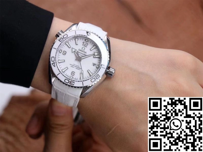 Omega Seamaster 215.33.40.20.04.001 Planet Ocean 600M VS Factory White Dial Vibrant 348