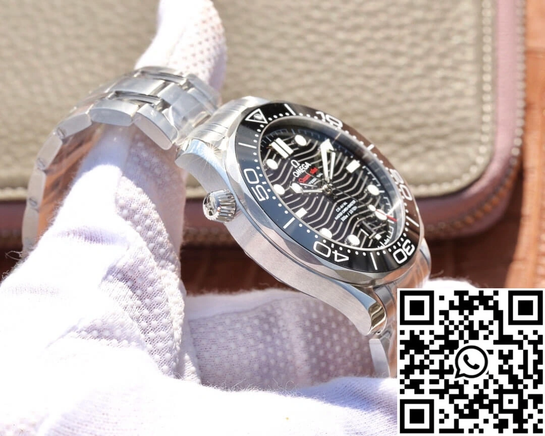 TravelReady Omega Seamaster Diver 300M 210.30.42.20.01.001 VS Factory Ceramic Dial 388