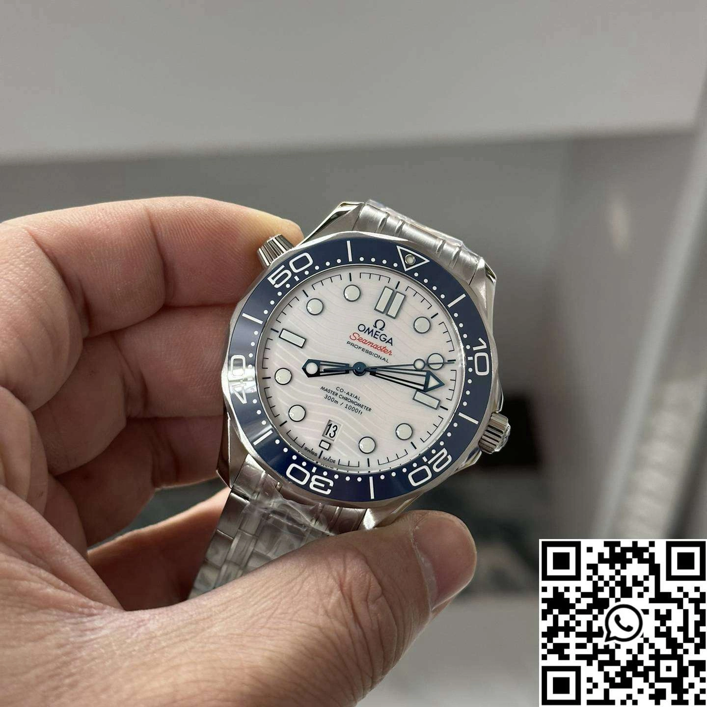 UrbanChic Omega Seamaster Diver 300M 210.32.42.20.04.002 VS Factory Blue Bezel 368
