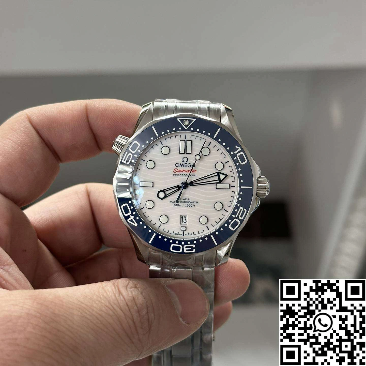 UrbanChic Omega Seamaster Diver 300M 210.32.42.20.04.002 VS Factory Blue Bezel 368