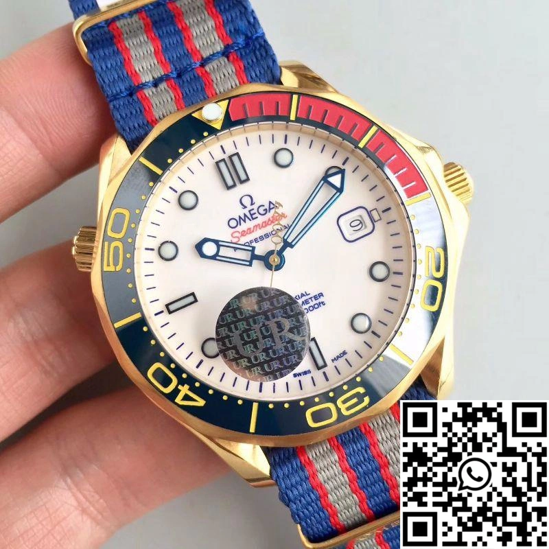 Omega Seamaster Diver 300M Co-Axial 41MM Commander 007 212.62.41.20.04.001 White Dial WeatherProof 425