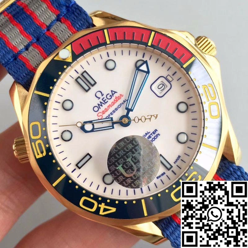 Omega Seamaster Diver 300M Co-Axial 41MM Commander 007 212.62.41.20.04.001 White Dial WeatherProof 425