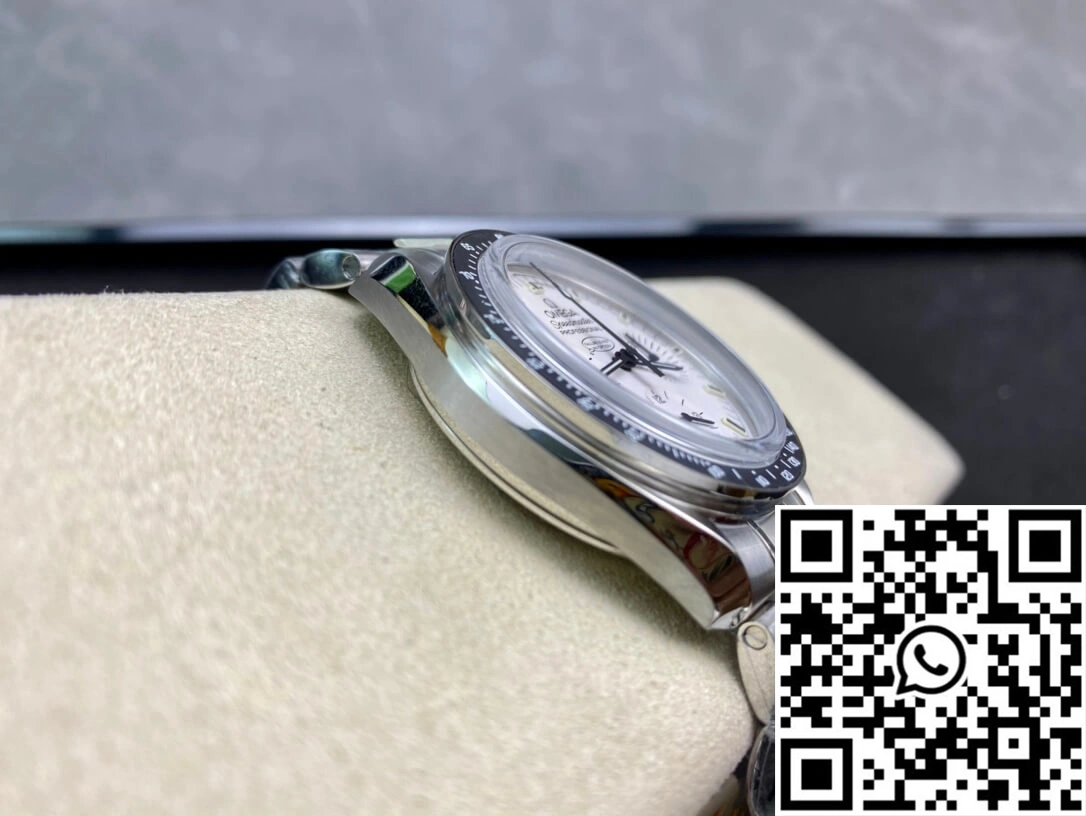 Practical Omega Speedmaster Snoopy Award 311.32.42.30.04.003 OM Factory Stainless Steel Strap 454