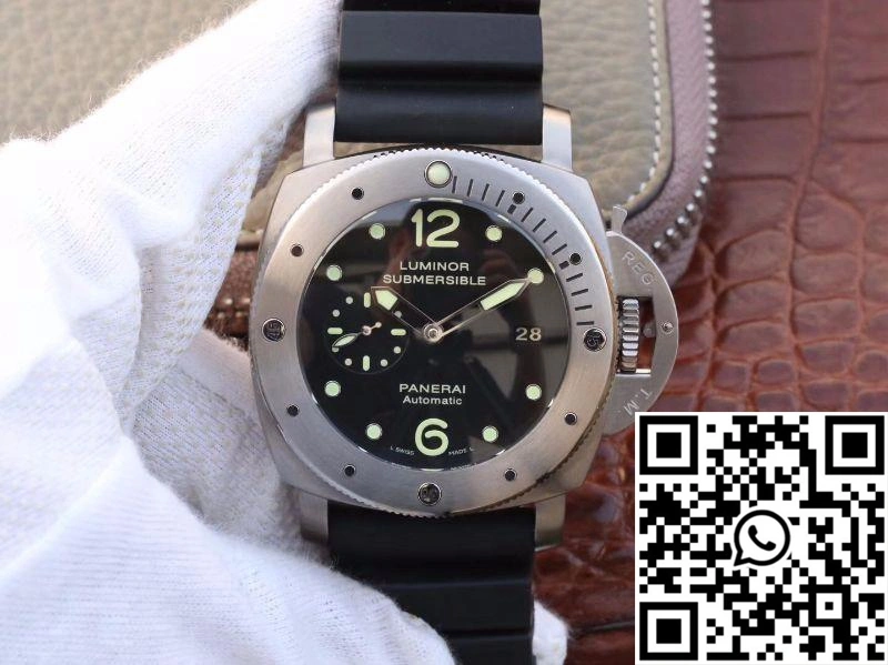 Vibrant Panerai Luminor Submersible 1950 Amagnetic 3 Days Titanium PAM389 VS Factory V2 Black Dial 2245