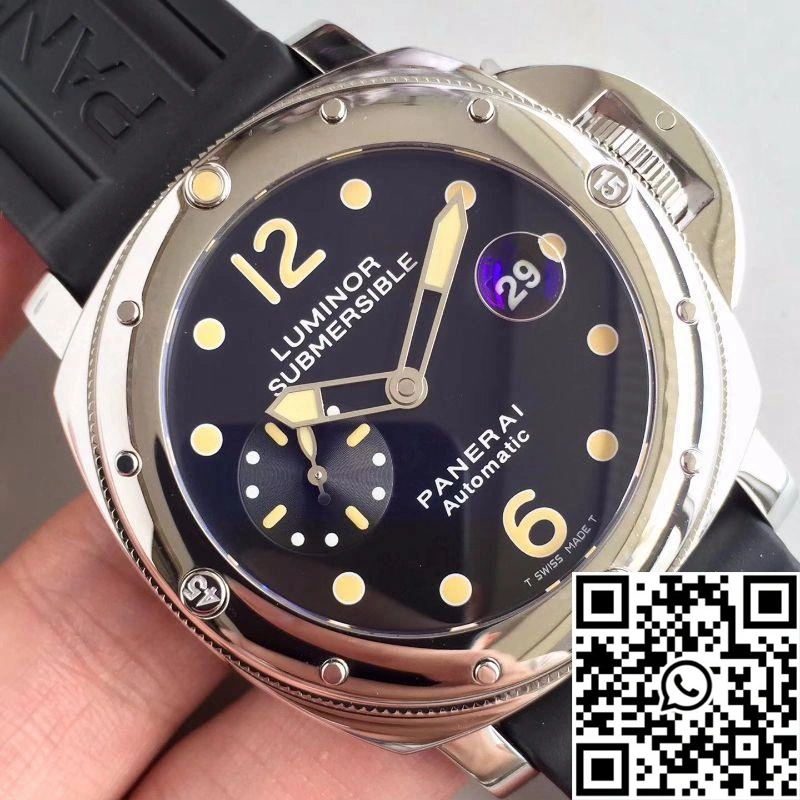 Panerai Luminor Submersible PAM024 V2 Black Dial Refined 2225