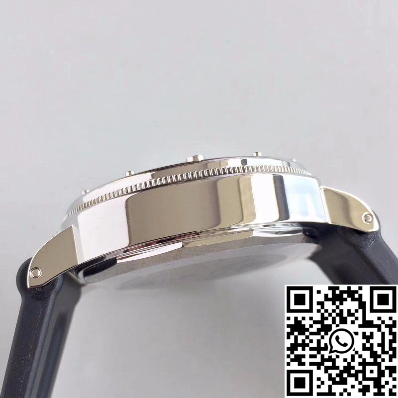 Panerai Luminor Submersible PAM024 V2 Black Dial Refined 2225