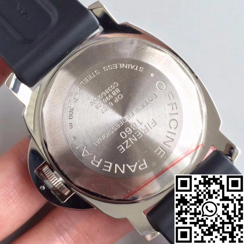 Panerai Luminor Submersible PAM024 V2 Black Dial Refined 2225