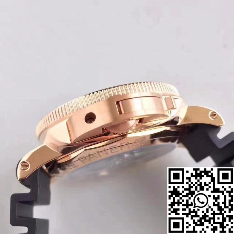 Panerai Luminor Submersible PAM684 XF Factory Black Dial Minimalist 2207