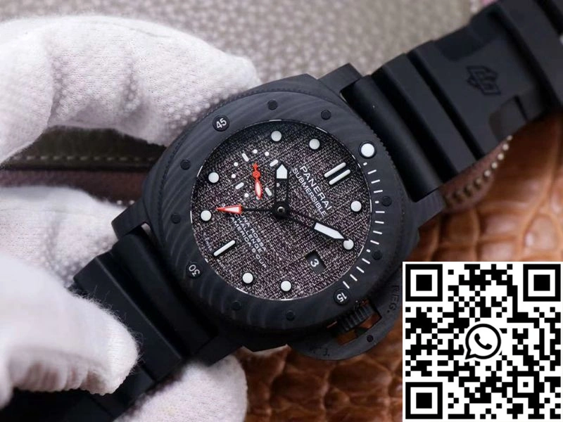Panerai Submersible Luna Rossa PAM01039 VS Factory Black Carbon Attractive 2273